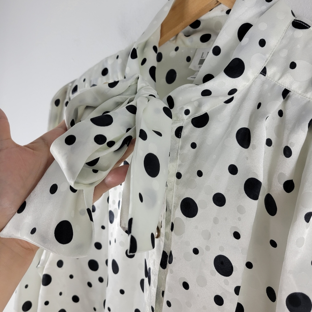 Leslie Fay Vintage 80s Jacquard Polka Dot Puff Sleeve Buton Up Tie Bow Blouse - Picture 5 of 10
